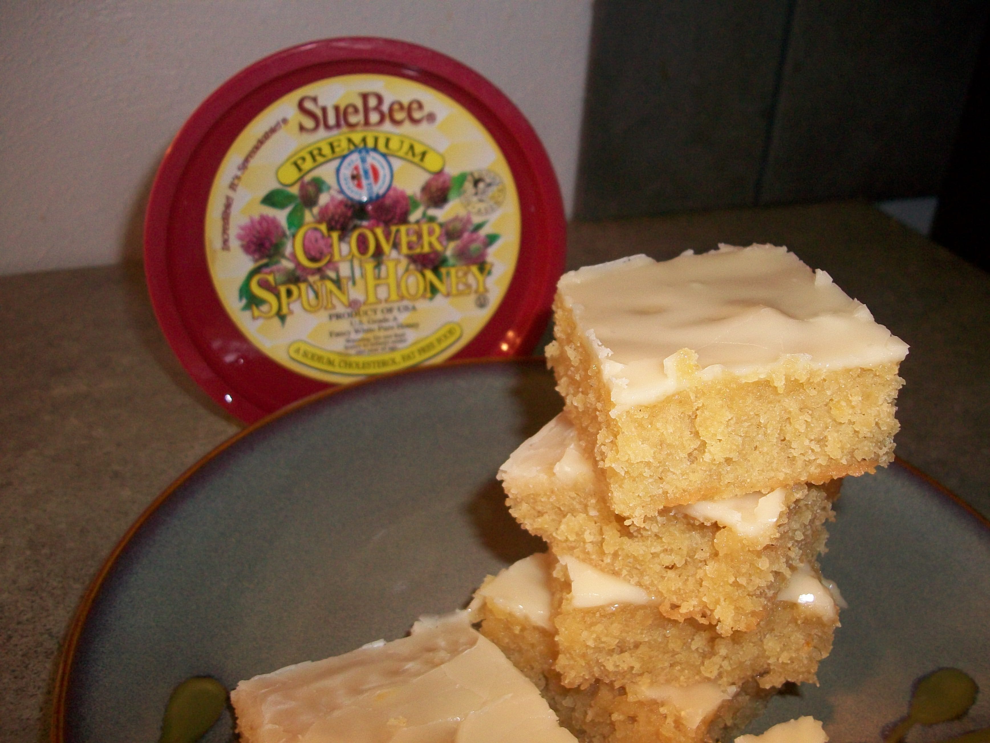 sunny-honey-squares-sioux-honey-association-co-op