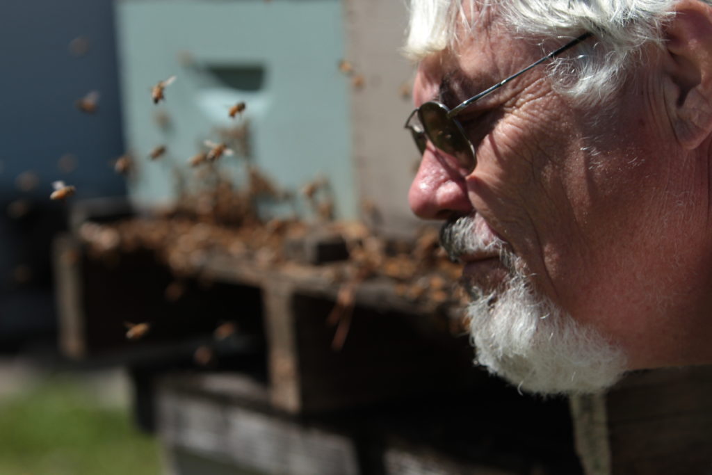 Photo of beekeeper Darrel Rufer.