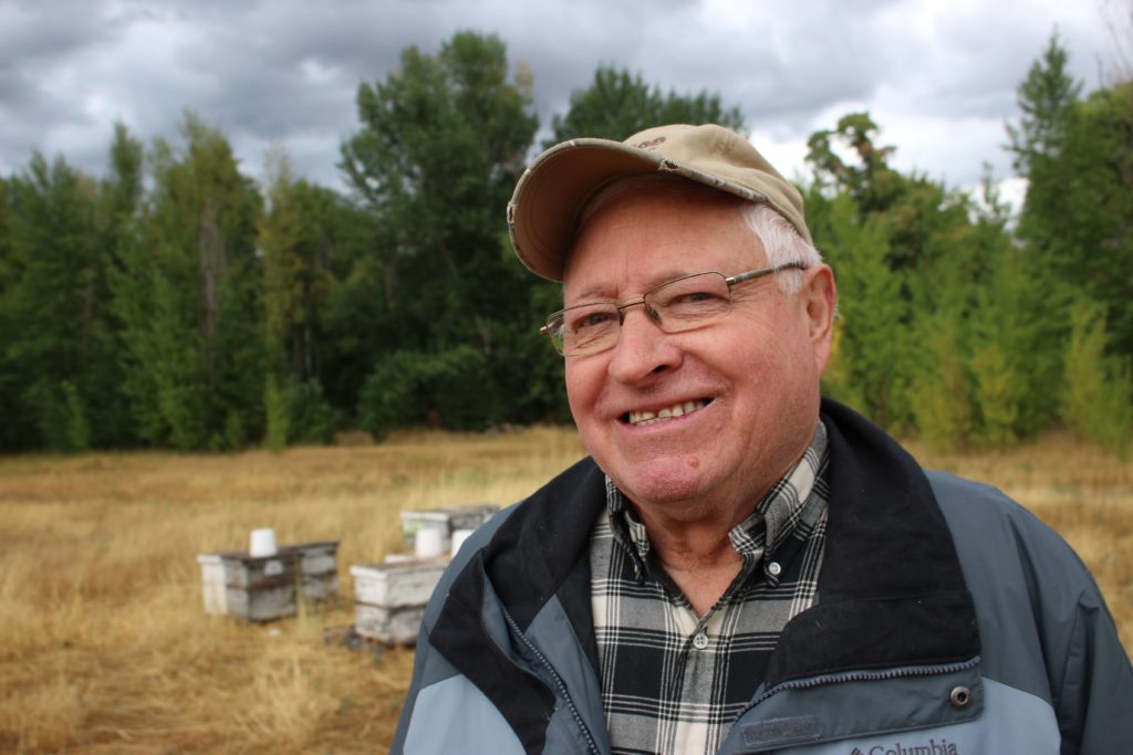 Photo of Sioux Honey beekeeper Bob Newswander.